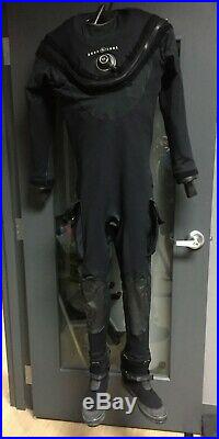 Aqua Lung Fusion Tech Drysuit with Boots and Thermal Undergarment L/XL