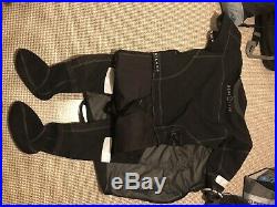Aqualung Alaskan Drysuit Mens M, Kubi Dry Gloves, Scubapro Rock Boots