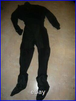 Aqualung/Whites Fusion Tactical Drysuit L/XL with Relief Zipper & Under Garments