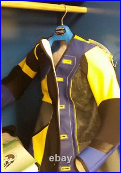 BAKER HANGER SHOULDER SAVER Wetsuit Drysuit Scuba Surf Cycle Suit Coat Hanger