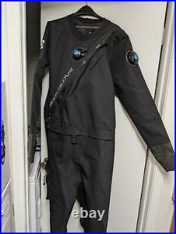 Body Glove Scuba Diving Drysuit Men's Large with Carrying Bag