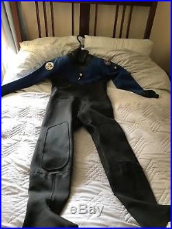 DUI CF200 scuba diving dry suit