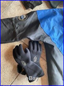 DUI TLS Drysuit M/L scuba diving suit MINT condition Rubber/Seals in GREAT state