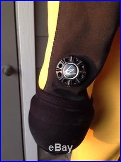 Diving Concepts Custom Drysuit Scuba Diving Yellow Black, Socks & Dry Gloves