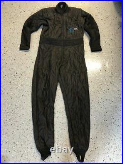 Diving Concepts SCUBA Dry Suit with Thermal Undergarment & Bag LARGE Very Good