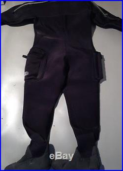 O'Three (women's) Drysuit & hood / diving scuba size 6/7 6 39