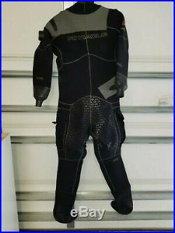 Pinnacle Black Ice Drysuit for Scuba Diving (size SMALL)