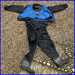 Polar Bears scuba diving dry suit large