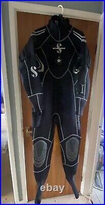 ScubaPro Everdry 4 Scuba Diving Drysuit Womens Size Large Good Condition