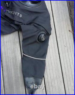 Scuba diving Dry Suit Medium size, excellent condition, unisex, lady owner
