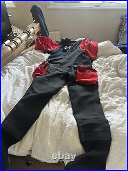 Scuba diving dry suit