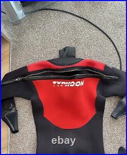 Scuba diving dry suit