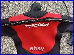 Scuba diving dry suit