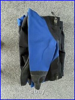 Scuba diving dry suit