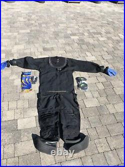 Scuba diving dry suit With Dry Glove system