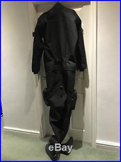 Scuba diving dry suit beauchat