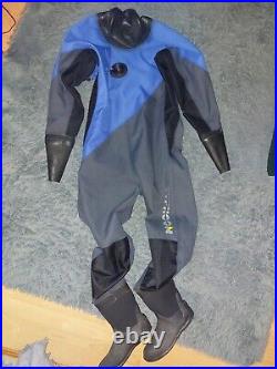 Scuba diving dry suit large