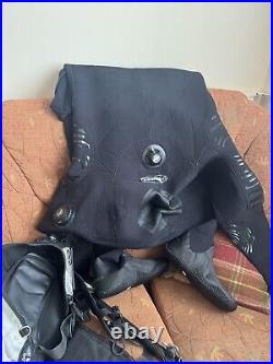 Scuba diving dry suit large