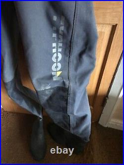 Scuba diving dry suit mens size XXL Typhoon