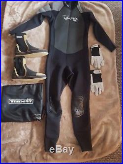 Scuba diving equipment Watersport Wet Suit Excellent Condition not Rips or Tears