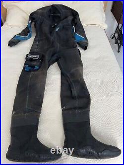 Scuba diving oceanic diving drysuit (large), snugpack suit, hood, 5m gloves