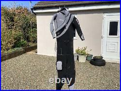 Scuba diving semi dry suit