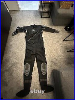 Scuba pro evertech dry suit, size M/50