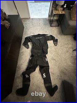 Scuba pro evertech dry suit, size M/50