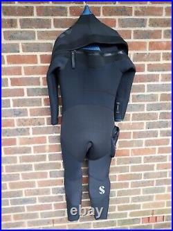 Scubapro Novascotia Semi-dry scuba diving suit. Size LARGE. New other