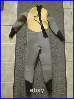 Seemann Sub semi-dry Wetsuit wet suit 40 Scuba surfing 5mm like cressi or mares