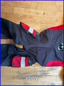 Typhoon Fathom Deluxe Scuba Diving Drysuit Size S (5'6 to 5'10) VG Condition