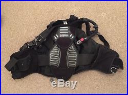 Used O'Three Scuba Suit (XL) including full Mares BA set and back protector