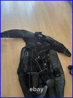 Waterproof Scuba Diving Dry Suit Size Medium (boot 8)