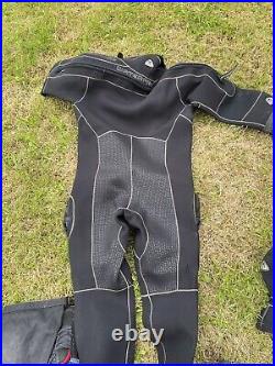 Waterproof Sweden D10 Scuba Dry Suit Size Medium (boot 8)
