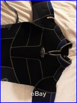 Wetsuit Semi-dry Waterproof Scuba Suit Mens Medium plus hood, gloves and boots